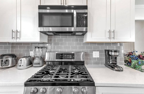 San Francisco House | 3BR House- Ocean and City Views, Minutes to Downtown