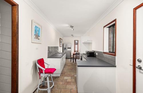 Mudgeeraba House | 4-Bed Hinterland Retreat with Gorgeous Views