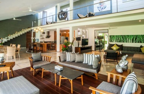 Petitenget Villa | 4 bedroom villa @Heart of Seminyak