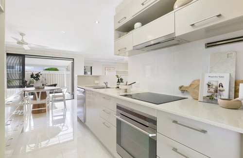 Miami Apartment | 4 Bedroom Villa - Short Walk to the Beach!