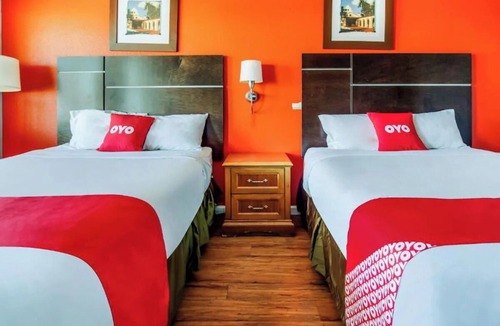 Ridgecrest Hotel | 4 Convenient Rooms Near China Lake Naval Weapon Center – Perfect for Travelers