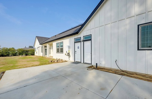 Madera Apartment | 4 Mi to Downtown Madera: Cozy Studio Apartment