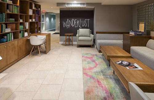 Venice Hotel | 4 Quad Courtyard View King Suite at The Kinney Venice Beach!