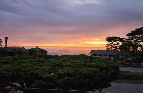 San Simeon House | 4812 Windsor Blvd. Seaclift Estates