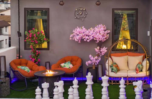 Morena Apartment | 4BD/4BA Penthouse 2-story Condo w/Garden Oasis Sunsets