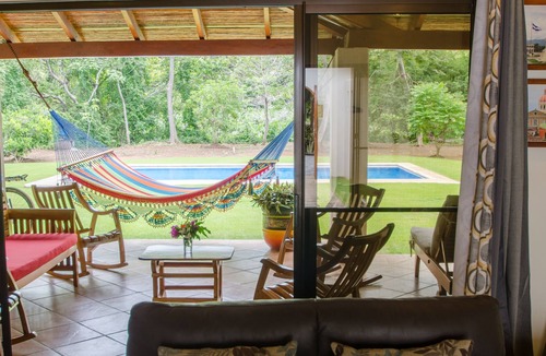 Playa Colorado House | 5 Br/ 4.5 Ba House W/ Pool. Just 5 Mins Walk From Beach & Surf Breaks!