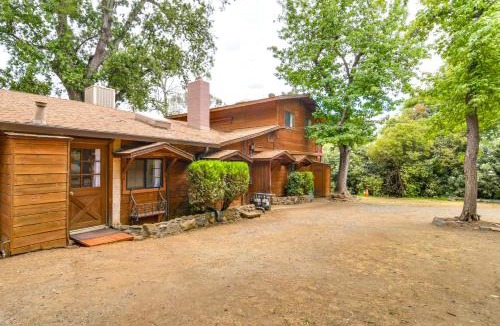 Oroville House | 5 Mi to Lake Oroville: Huge Riverfront Home!