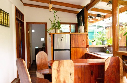Puerto Viejo de Talamanca House | 5 min walk to town/beach Quaint 4 BR Eco Lodge