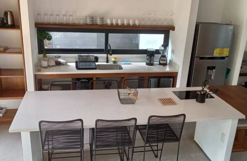 Puerto Viejo de Talamanca House | 5 min to Cocles Beach | Modern, Quiet Home with A/C Walk to Shops