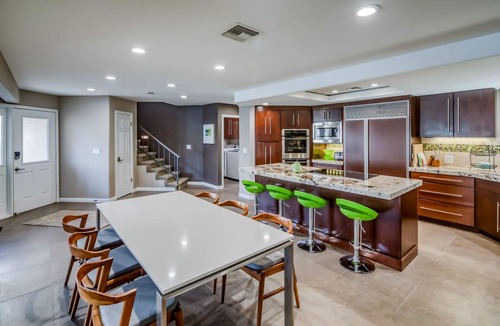 Cienega Springs House | 5 Star GORGEOUS RIVER FRONT HOME RIGHT ON THE WATER WITH DOCK! Parker Strip.