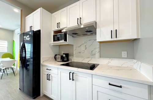 Paradise Park Apartment | 5704- Cozy 2B1B Private Unit near FWY 580/24 & UCB