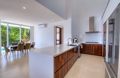 San Juan del Sur House | 6 bedroom house on the surf beach Remanso! Introductory rates