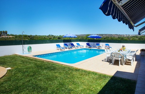 Albufeira Villa | 6 bedroom villa between Albufeira and Vilamoura, 3km from the beach