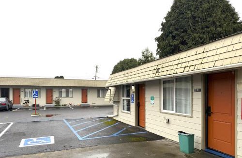 Fortuna Hotel | 6 Rivers Motel Fortuna near Hwy 101