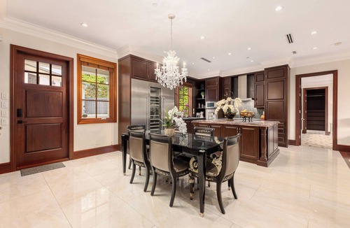 Shaughnessy House | 6BR Ensuite Luxury Estate w/Theatre, Sauna Office