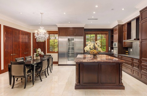 Shaughnessy House | 6BR Ensuite Luxury Estate w/Theatre, Sauna Office