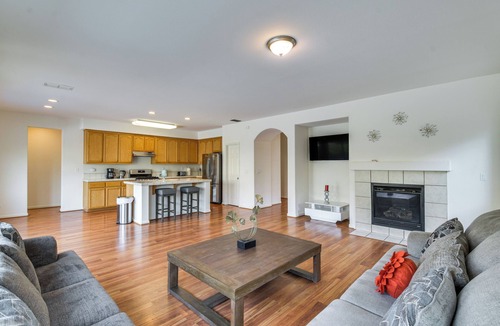 Merced House | 7 Mi to Lake Yosemite: Family Home w/Fenced Yard