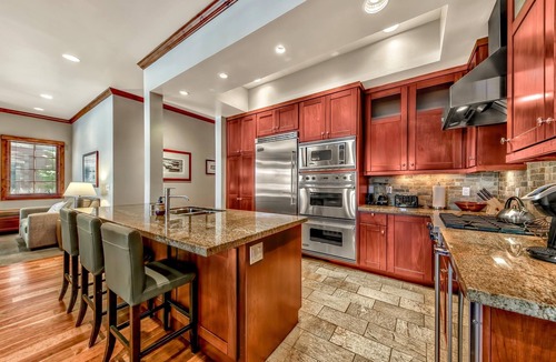 Sierra Shores House | 7 Sierra Shores - 3BR/3BA - Lakefront