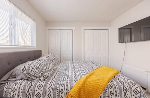Midtown Apartment | 719 Mid-Town Retreat