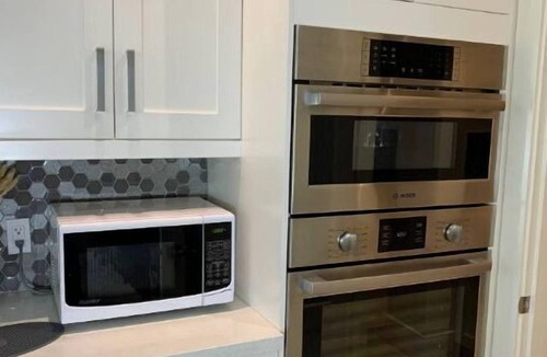 Sunset House | 7380 Luxurious 5 Beds, 5 Bathrooms, New house