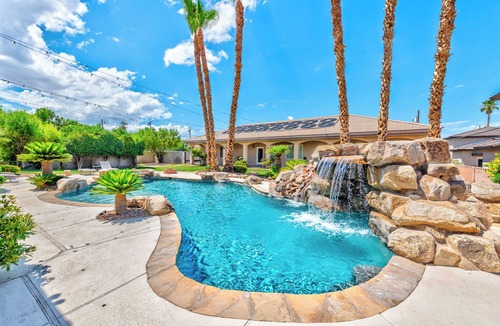 Spring Valley House | 777Rentals - 10BR/7BA - West Strip Paradise - Stay where TUF 33 and TUF 34 were filmed!