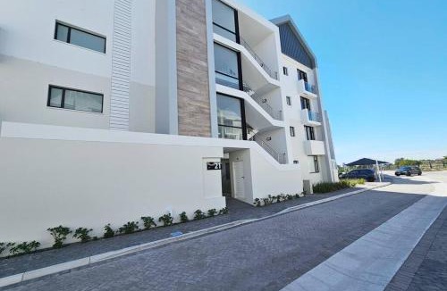 Summerstrand Apartment | 8 at Bella Mare Estate