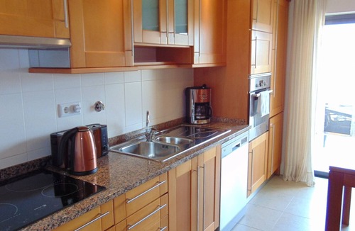 Porto de Mos Apartment | 8 min walk to beach ! 2BR/2BA Apartment, pool, aircon, wifi, secure parking.