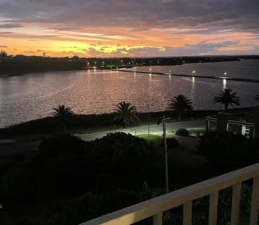 Aston Bay Apartment | 9 Dolphin Bay, Aston Bay
