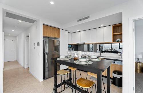 Broadbeach Apartment | 90 m² Apartment ∙ 2 bedrooms ∙ 4 guests
