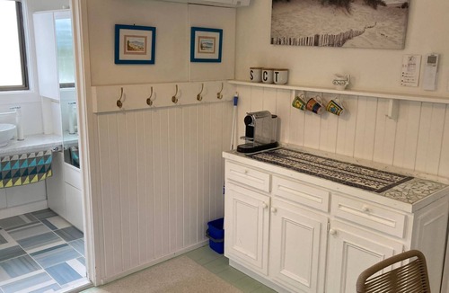 Venus Bay House | 93 Atherton -perfect for couples or small families
