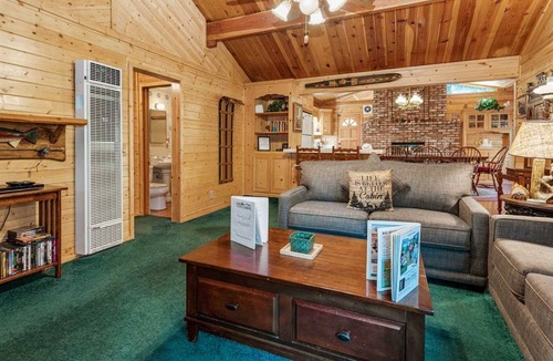 Sugarloaf House | 98 m² House ∙ 2 bedrooms ∙ 6 guests