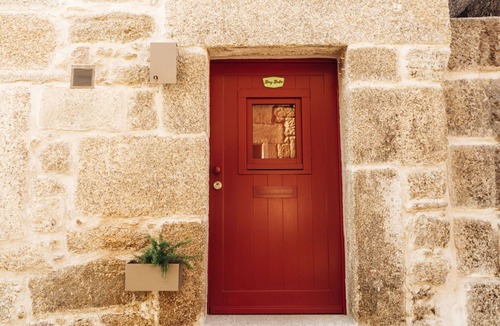 Sortelha House | a 40 m2 one-bedroom accommodation unit