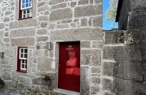 Sortelha House | a 40 m2 one-bedroom accommodation unit