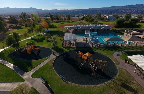Bullhead City House | A Beautiful Colorado River Retreat