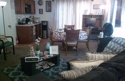 North Las Vegas House | A Cozy Home w/Kitchen Facilities for long-term rental in a Quiet Neighborhood