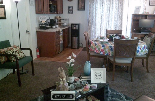 North Las Vegas House | A Cozy Home w/Kitchen Facilities for long-term rental in a Quiet Neighborhood