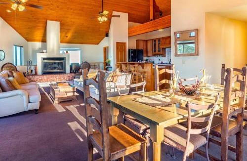 Julian House | A LIVING CANVAS Amazing Lake View Custom Home