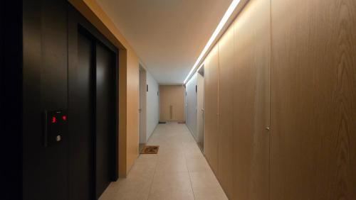 Aveiro Apartment | A Proa do Moliceiro BLANC Studios - Sunset City View