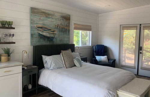 Springville Cabin | A Romantic Couple's Getaway