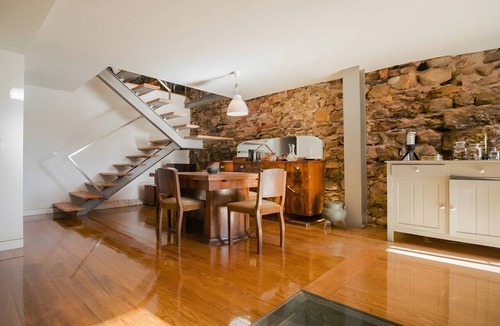 Coimbra City Centre Apartment | A Varanda do Tempo Apartment: Archaeology, History, Terrace & Wi-Fi in Central Coimbra