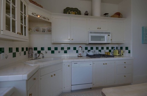 San Simeon House | A Victorian Lightkeepers House