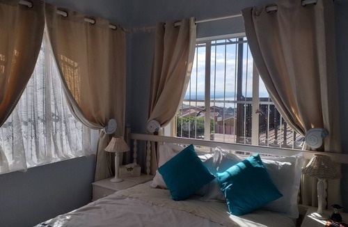 Wavecrest Bed & Breakfast | A1 Kynaston collection