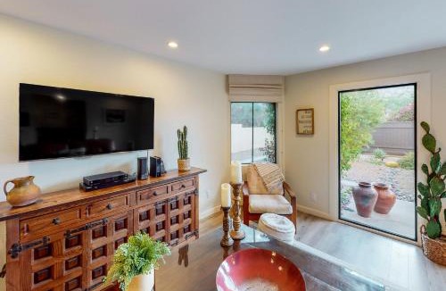 Araby Commons House | Adobe Barona Dream