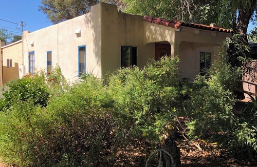 Ventura County Cottage | Adorable 2-bedroom cottage in Casitas Springs
