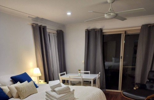 Molendinar House | Adorable studio in a peaceful area of Gold Coast