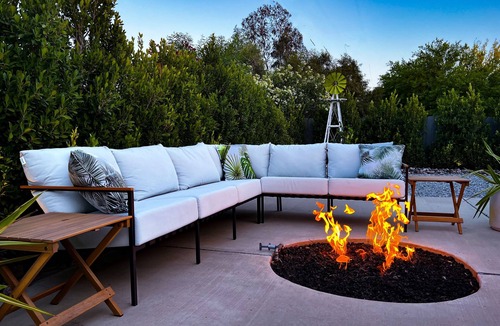 Sunrise Vista Chino House | Agave Paradiso: 5BD/5BA with 4 En Suites - In Style!