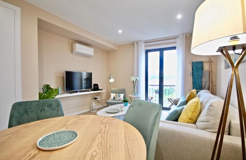 Santo Condestavel Apartment | Akicity Amoreiras Jade