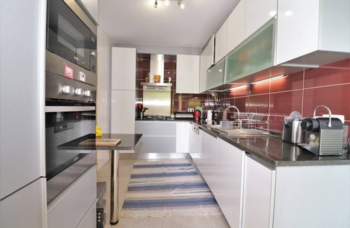 Vale de Parra Apartment | Albufeira Modern Condominium Vitismar With Pool