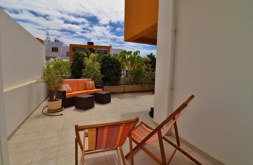 Vale de Parra Apartment | Albufeira Modern Condominium Vitismar With Pool