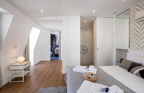Alcantara Apartment | Alcântara Factory I